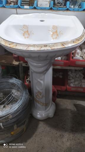 عکس فروشگاه لوازم ساختمانی صداقت