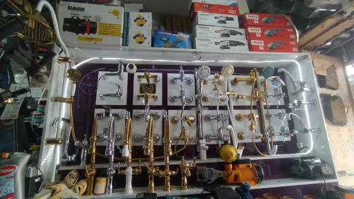 عکس فروشگاه لوازم ساختمانی صداقت