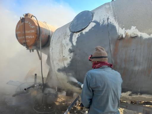 عکس کارگاه سندبلاست کاری آیسو