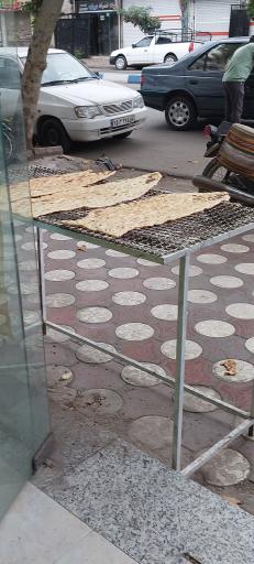 عکس نان سنگکی قائم