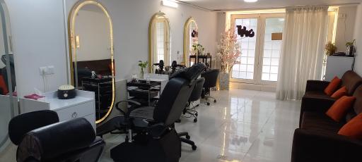 عکس سالن زیبایی آیلین