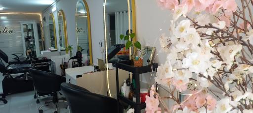 سالن زیبایی آیلین