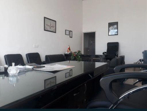 عکس مشاورین املاک سپهر