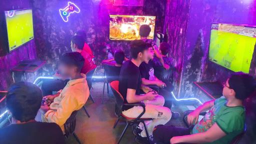 عکس گیم نت حمید