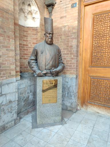 عکس مدرسه تاریخی دارالفنون