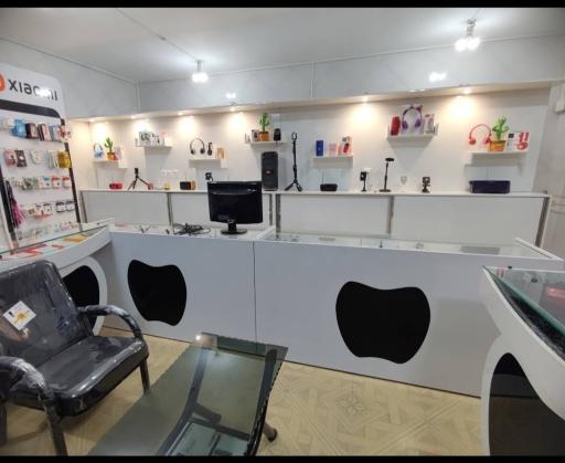 عکس موبایل ماکان