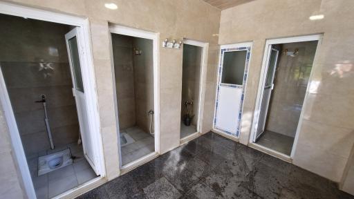 عکس سرویس بهداشتی