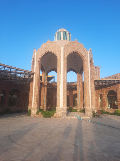 عکس مجتمع گردشگری ایران گلاب
