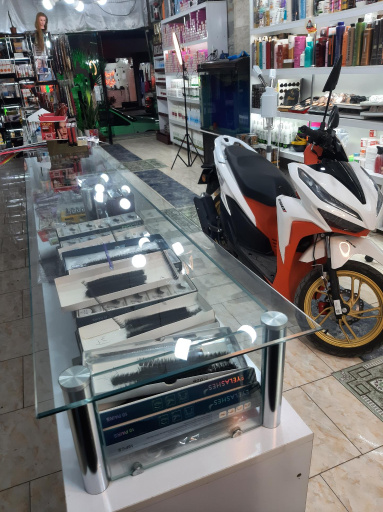 عکس پخش ژل بوتاکس میثم