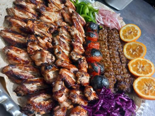 رستوران بابا علی