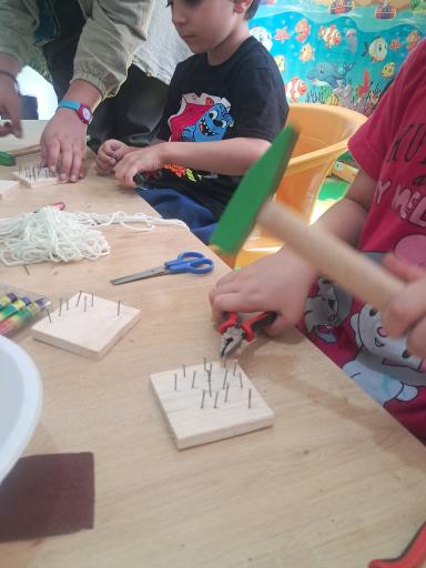 مهدکودک و پیش دبستانی جوانه ها