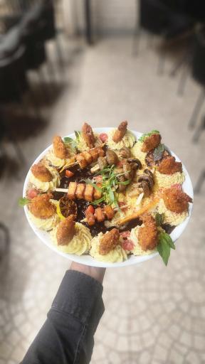 عکس کافه رستوران گرانیوم 