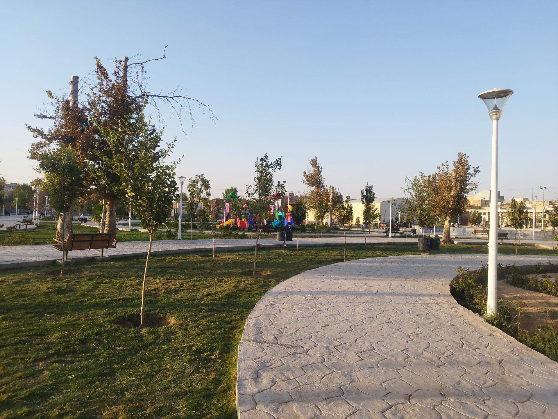 عکس بوستان شمس الشموس