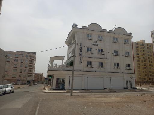 عکس باشگاه بدنسازی بانوان پارمیس