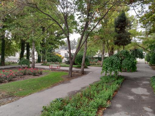 عکس دانشکده منابع طبیعی و محیط زیست