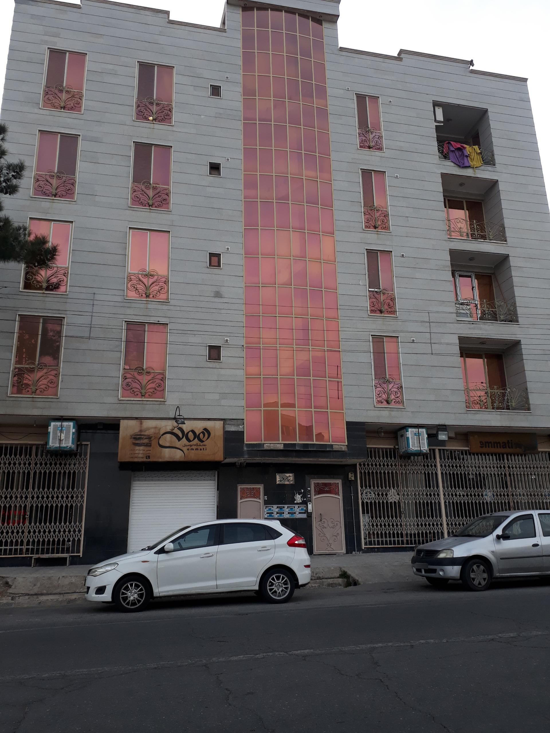 عکس ساختمان افسانه