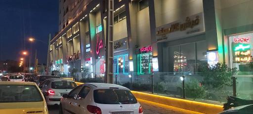 عکس مجتمع تجاری مسکونی پارامیس