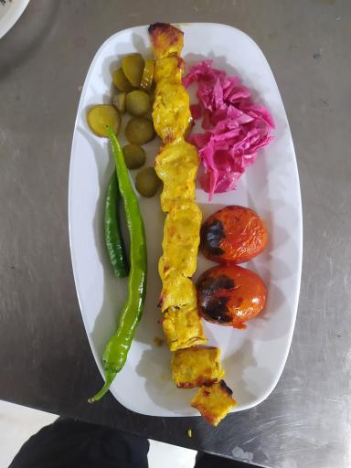 عکس تهیه غذا مهرداد