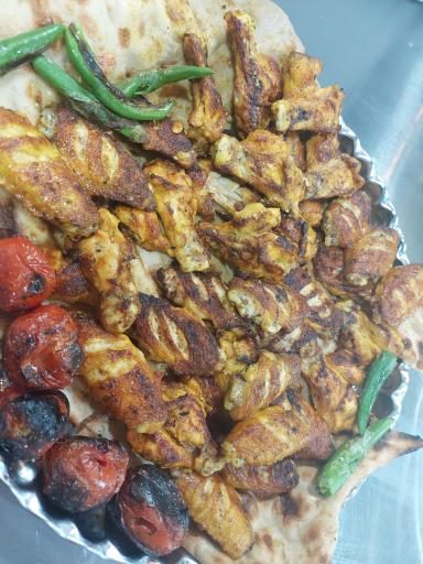 عکس کبابسرای امیر