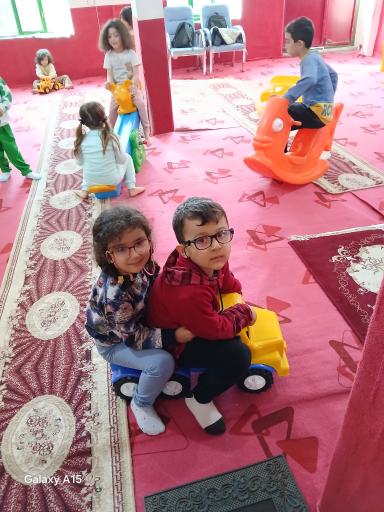 عکس کودکستان پاکان