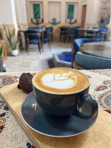 عکس هتل سنتی و کافی شاپ خانه صبا