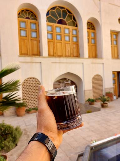هتل سنتی و کافی شاپ خانه صبا