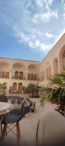 عکس هتل سنتی و کافی شاپ خانه صبا