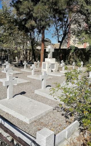 عکس آرامستان ارامنه مشهد