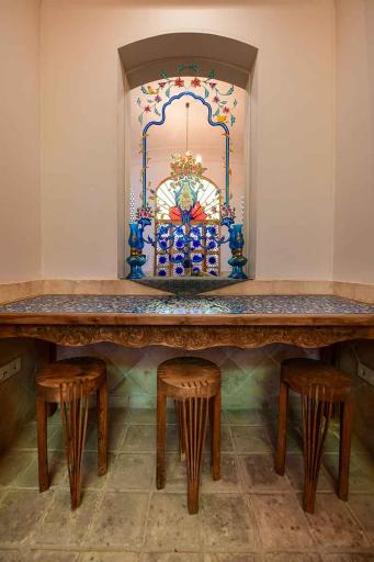 عکس هتل سنتی و کافی شاپ خانه صبا