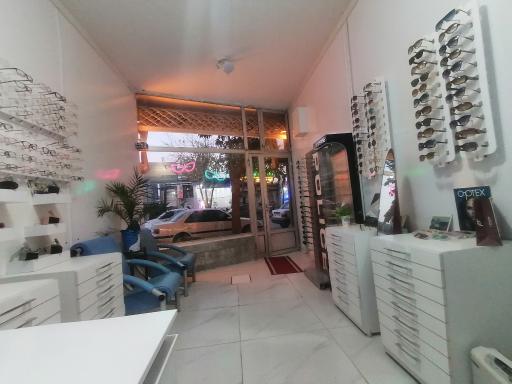 عکس عینک سازی خوش بین 