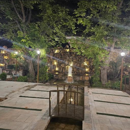 عکس باغ رستوران اشرفیه