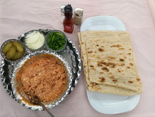 عکس مهمانپذیر لطفی زاده (سامرا)