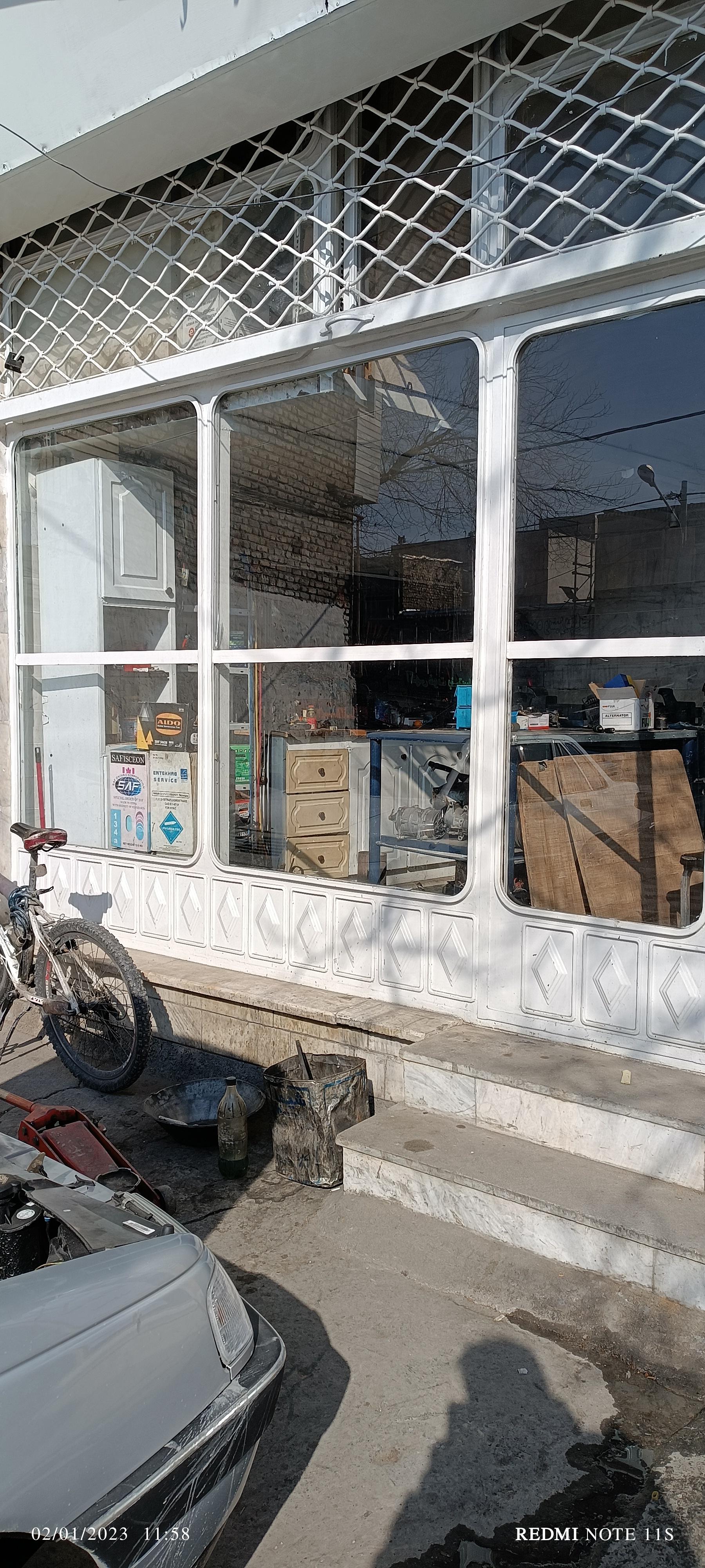 عکس باطری سازی خودرو سعید