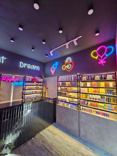 عکس فروشگاه رویای شب (محصولات زناشویی)