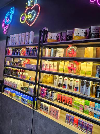 عکس فروشگاه رویای شب (محصولات زناشویی)