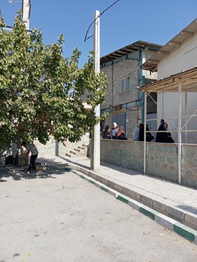 عکس انبار تحویل وسایل زندانیان 