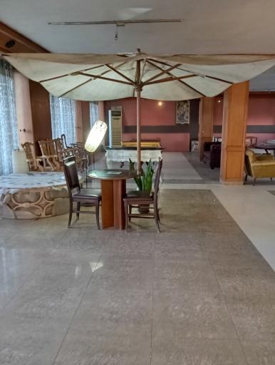 عکس کافی شاپ شاد 