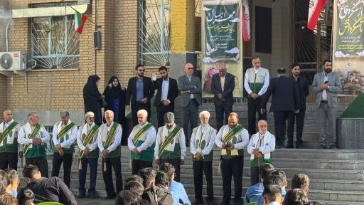 عکس دبیرستان پسرانه انصارالمهدی شاهد
