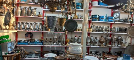 عکس سمساری و آنتیک فروشی قنبری
