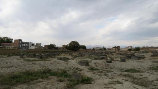 عکس آرامستان قدیمی ارامنه