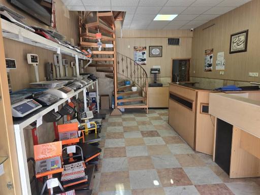 عکس فروشگاه پند الکترونیک کارمانیا