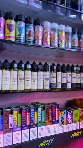 عکس ویپ شاپ