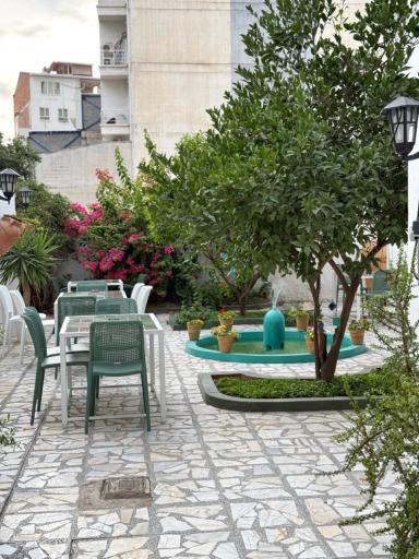 عکس کافه گالری ساروق