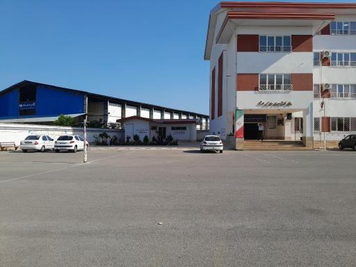 عکس دبیرستان حاج حسین احمد نژاد