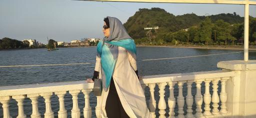 عکس جزیره استخر لاهیجان