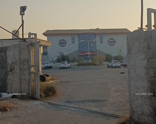 عکس استخر عادل فر