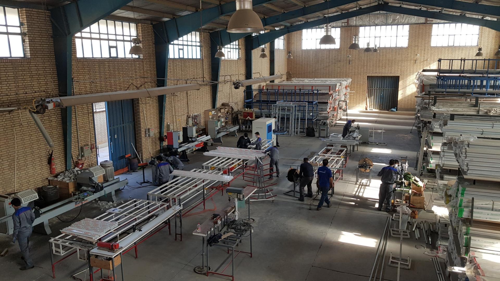 عکس کارخانه آرادوین