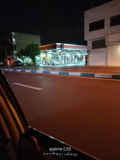 عکس پمپ بنزین ۱۶۳