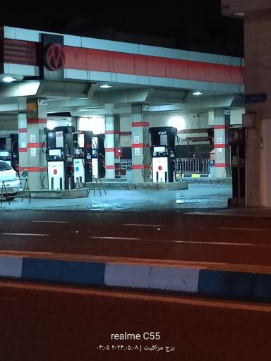 عکس پمپ بنزین ۱۶۳