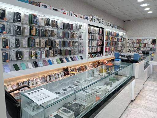 عکس فروشگاه موبایل زمانی